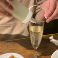 【動画あり】こんなの初めて！？卓上サーバーでスパークリングが飲み放題の新橋「ラムと泡」に行ってきた