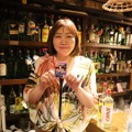 スナックママカードってなに！？焼酎に付いてきたカードきっかけで足立区“スナックデビュー”してみた