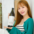 女子会にぴったりなお酒！りんごのような香りのする焼酎「ISAINA」の魅力