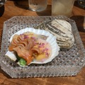 【話題の居酒屋で“極上ペアリング”体験ができる！】ミニボトルも貰える！「彩響 × 虎ノ門 楽㐂 コラボレーション企画」実施
