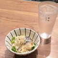 【話題の居酒屋で“極上ペアリング”体験ができる！】ミニボトルも貰える！「彩響 × 虎ノ門 楽㐂 コラボレーション企画」実施