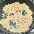 【おつまみレシピ】このチャーハン...旨すぎる！スパイスで本格的な味「本格カニカマレタスチャーハン」
