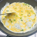 【おつまみレシピ】朝食の定番品がおつまみ仕様に！「和風スクランブルエッグ」