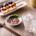 【こんなのもあるの！？】餃子、焼肉...料理に合わせるために作られた「専用焼酎」まとめ