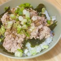 【おつまみレシピ】シメに食べたいジャンクなご飯もの！「ツナのガーリックマヨ丼」