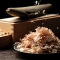 【SNSで話題！紅ズワイガニを使ったお酒が進化】「すごい！BENIZUWAIGANI」販売