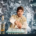 【世界的に名高い「シーバスリーガル」の常識を覆す新提案！】「シーバスリーガル クリスタルゴールド」発表