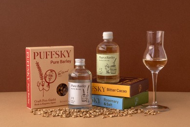 【すべての工程を自分たちの手で行った香川のウイスキー！】「Pure Barley」「Pear & Barley」発売