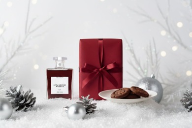 【極上のストロベリーリキュール！】初のホリデー限定ギフト「STRAWBERRY WONDER　Special Christmas Gift Set」販売