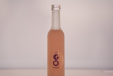 【月面での酒造りを象徴する日本酒！】純米大吟醸酒「GO LUNAR」がバレンタイン向け一般販売