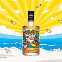 【史上初「ぷっくりマンシール」誕生！】「ビックリマン WHISKY OKINAWA ISLAND BLUE ぷっくり シーサーゼウス 40度 500ml」発売 画像