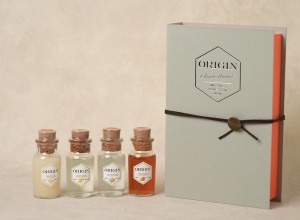 【個性豊かな4種のジンを55mlのミニボトルで詰め合わせ！】「ORIGIN Flavor Assort ミニボトルセット」予約販売開始 画像