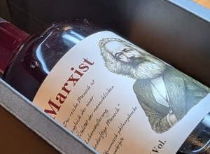 【マルクスの思想を飲む！？ラベルに一節を配置】クラフトリキュール「Marxist（マルキスト）」発売 画像