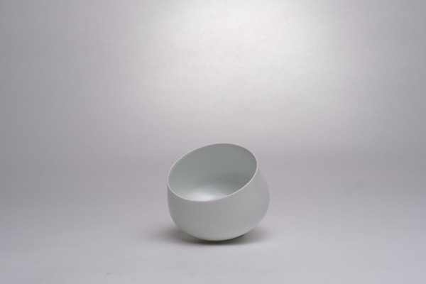 幻の酒・十四代の技術が融合して生まれた酒「花邑」の魅力に迫る