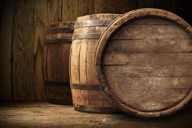 ウイスキーは樽で味が変わる！ウイスキーを育てる"樽"の特徴まとめ | nomooo（ノモー）